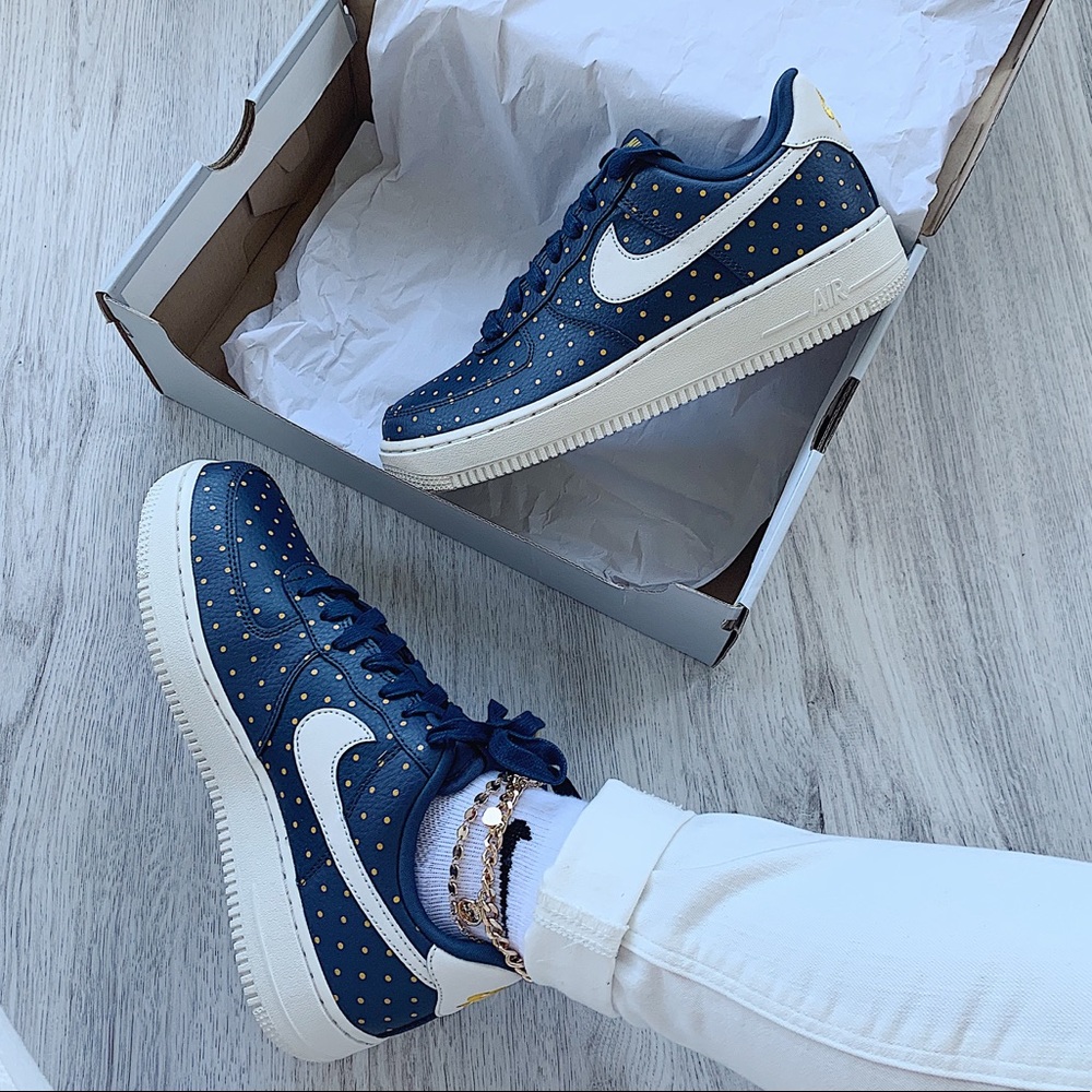 Nike air force 1’07 sneakers - Picture 2 of 8